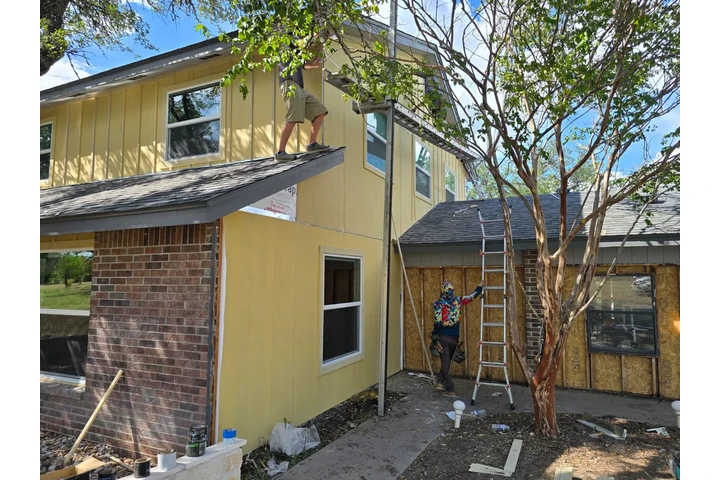 JIGH SIDING & CORNICE image 8