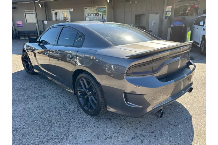 2021 Charger R/T RWD image 6