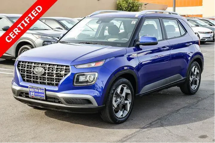 $13898 : Hyundai VENUE 2021 SEL 4dr C image 3