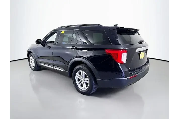 $32750 : Ford Explorer 2023 AWD XLT 4 image 5