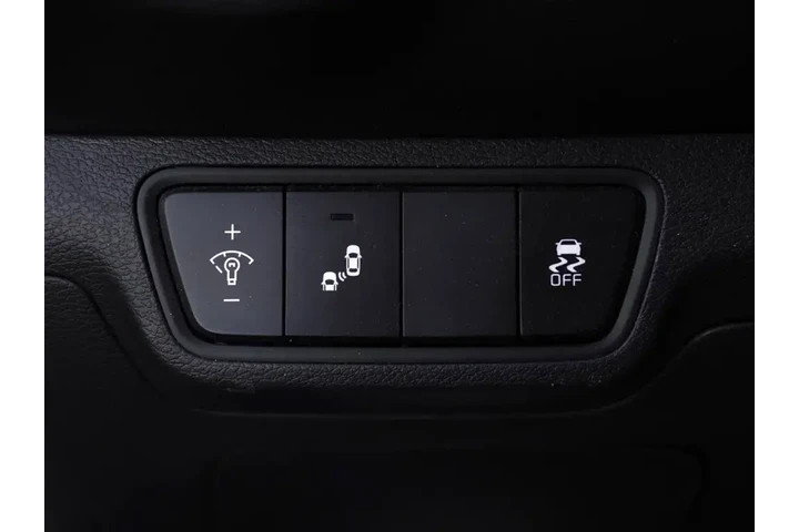 $16262 : Kia Forte 2024 LX 4dr Sedan image 9