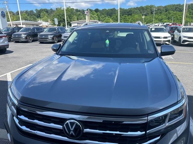 $30398 : PRE-OWNED 2021 VOLKSWAGEN ATL image 8