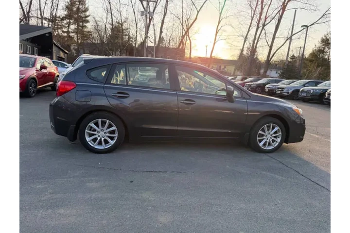 $11995 : 2014 Impreza 2.0i Premium image 8