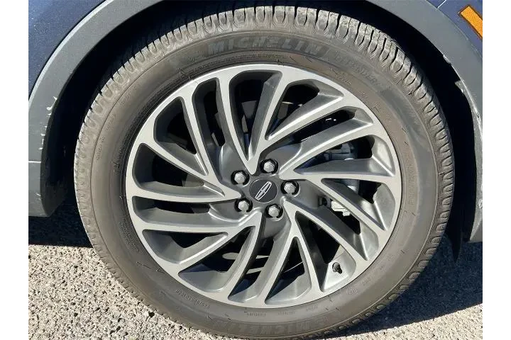 $23999 : Lincoln Nautilus 2019 Reserv image 6