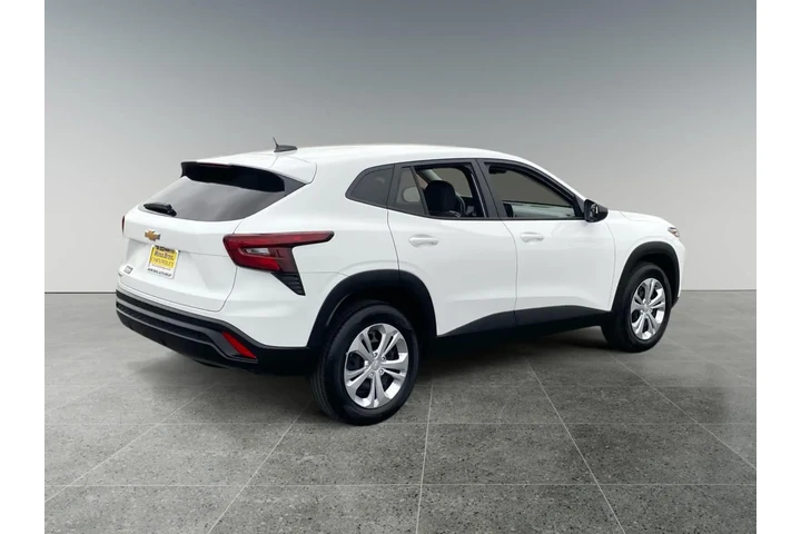 $26998 : Chevrolet Trax 2025 LS 4dr C image 5