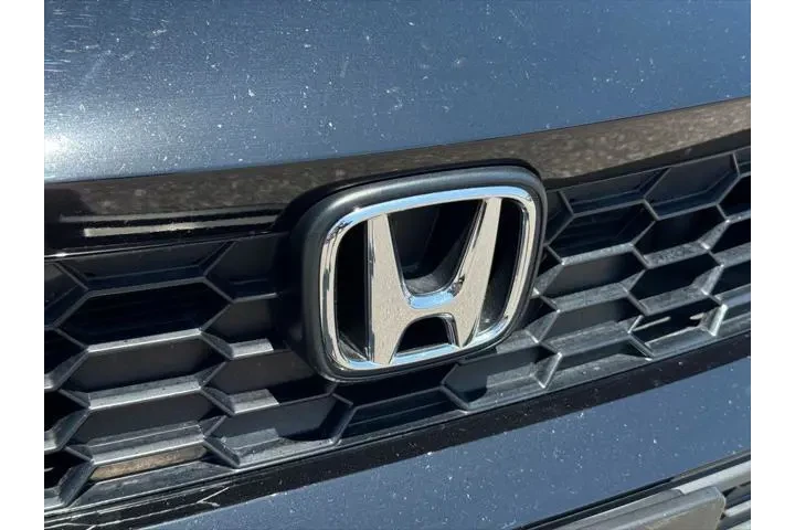 $25989 : Honda Civic 2025 Sport 4dr H image 6
