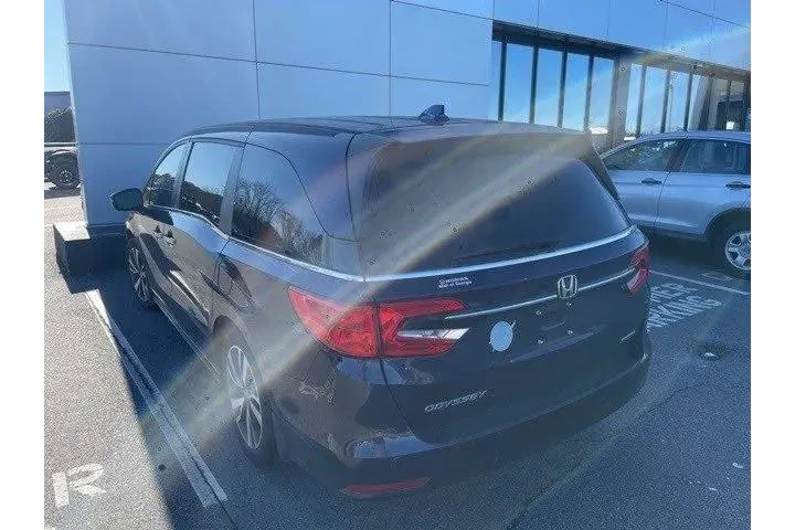 $37992 : Honda Odyssey 2023 Touring 4 image 4