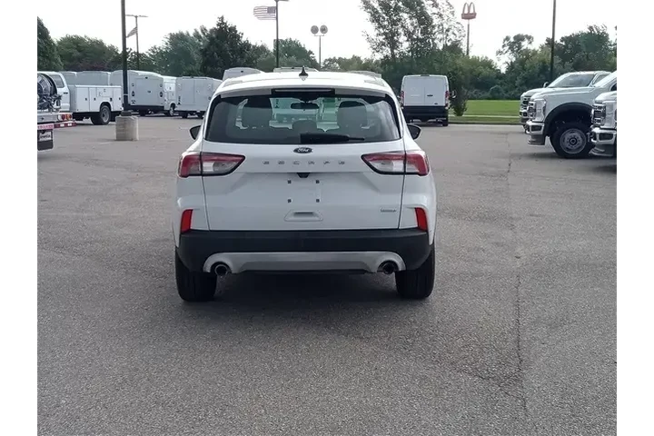 $16595 : Ford Escape 2020 S 4dr SUV image 4