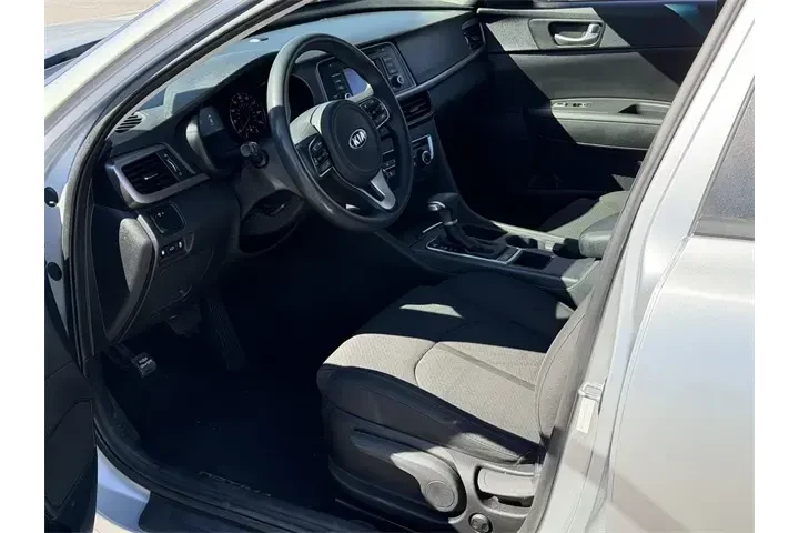 $9988 : Kia Optima 2017 LX 4dr Sedan image 10