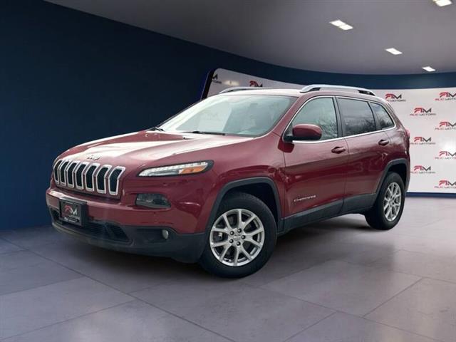 2016 Cherokee Latitude image 2