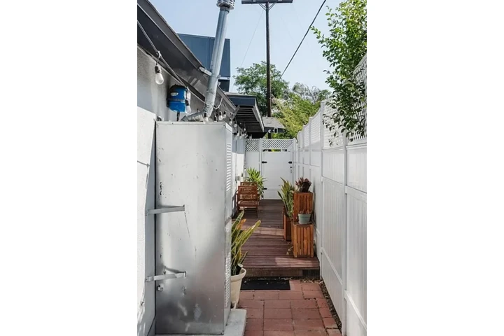 $2000 : BEAUTIFUL HOME FOR RENT image 7