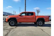 $27500 : 2016 Tacoma thumbnail