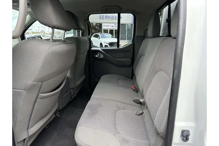 $20450 : Nissan Frontier 2019 4x4 S 4 image 9