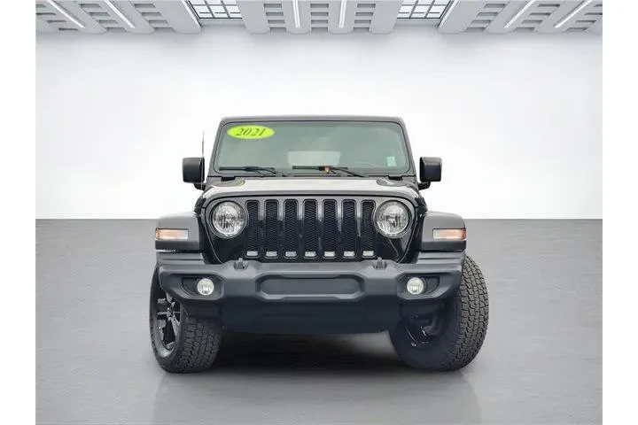 $31694 : Jeep Wrangler Unlimited 2021 image 2