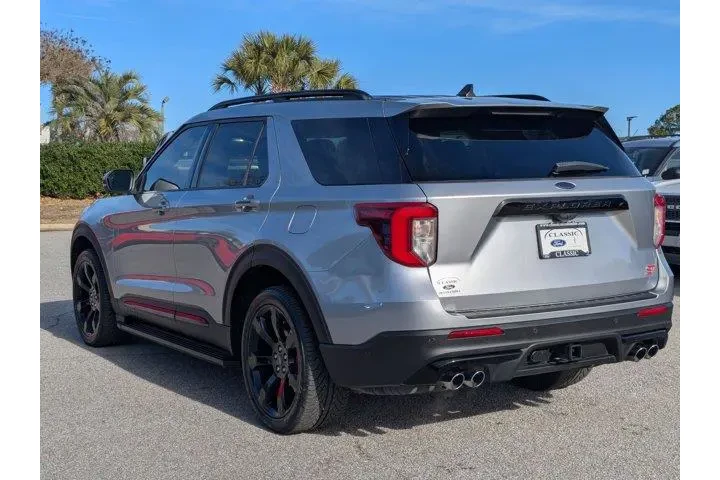 $28495 : Ford Explorer 2021 AWD ST 4d image 7