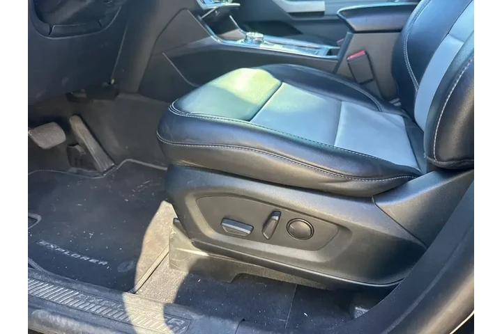 $26500 : Ford Explorer 2022 XLT 4dr S image 6