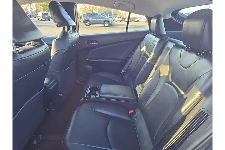 $17995 : Toyota Prius Prime 2017 Adva image 8