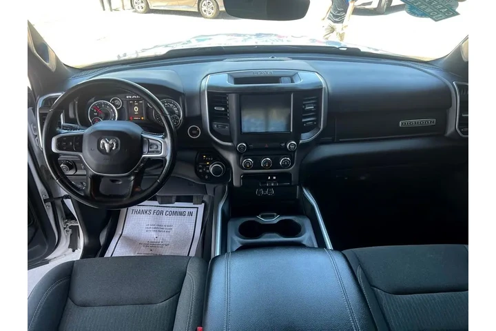 2021 RAM 1500 Big Horn Crew C image 9