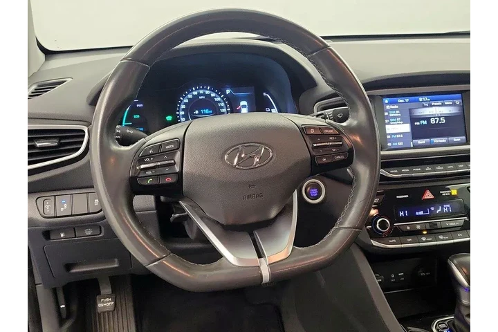 $12998 : Hyundai IONIQ Hybrid 2017 SE image 9