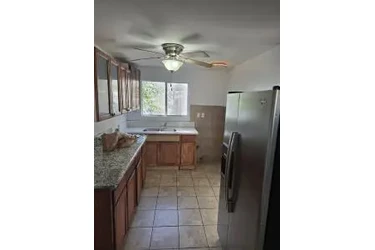 SE RENTA CASA DE ENFRENTE en Los Angeles