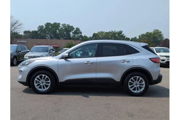 $15482 : 2020 Escape SE image 10
