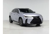 Lexus UX 250h 2023 F SPORT D