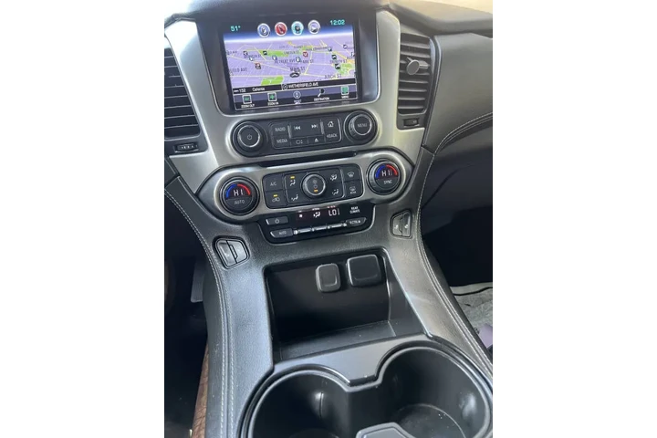 $17999 : 2018 Suburban LT image 4
