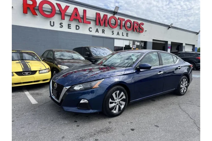 $9900 : 2022 Altima 2.5 S image 1