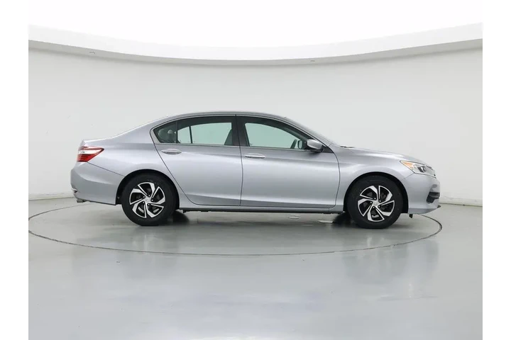 $20998 : Honda Accord 2016 LX 4dr Sed image 7