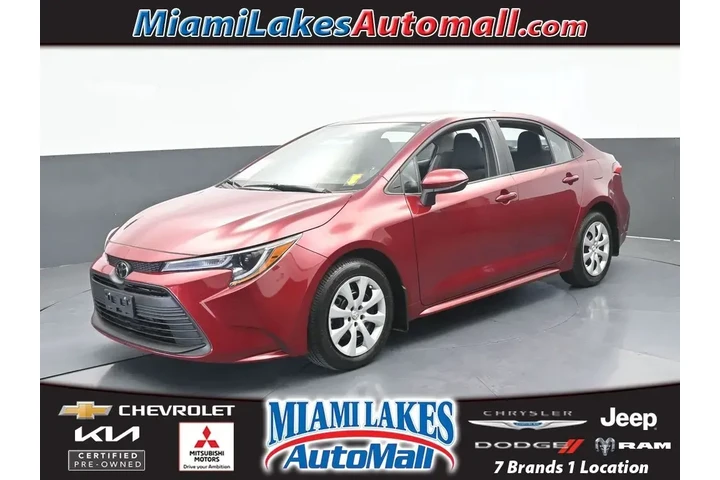 $17996 : Toyota Corolla 2024 LE 4dr S image 1