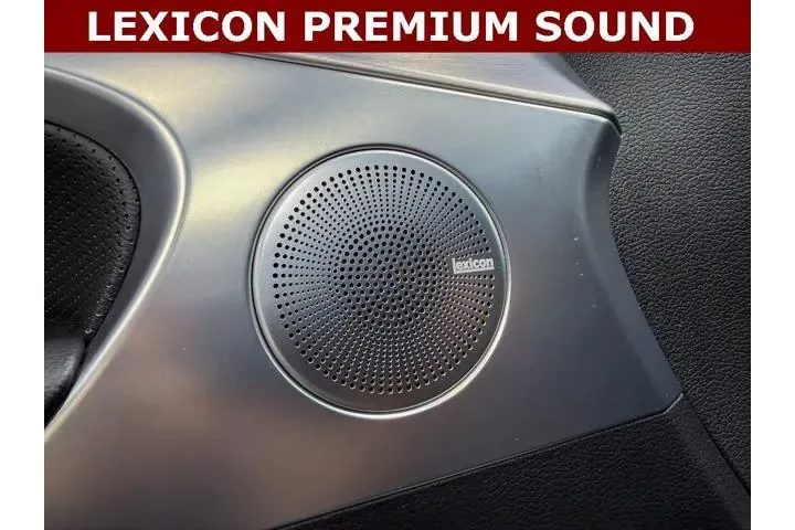 $22998 : Genesis G70 2020 3.3T 4dr Se image 4