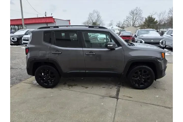 $14000 : Jeep Renegade 2018 4x4 Latit image 4