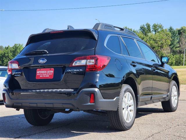 $13490 : 2018 Outback 2.5i Premium image 8