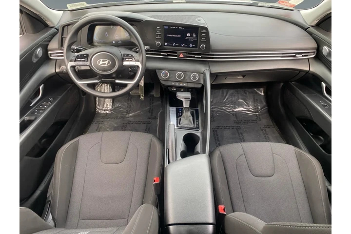 $26211 : Hyundai ELANTRA 2025 SE 4dr image 10