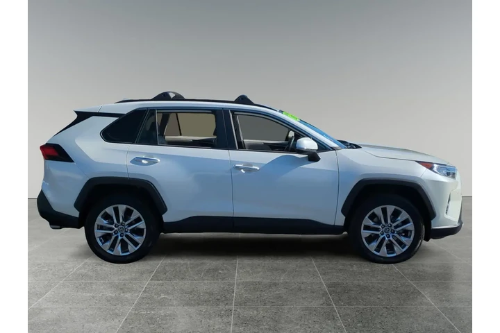 $32806 : Toyota RAV4 2021 Limited 4dr image 6