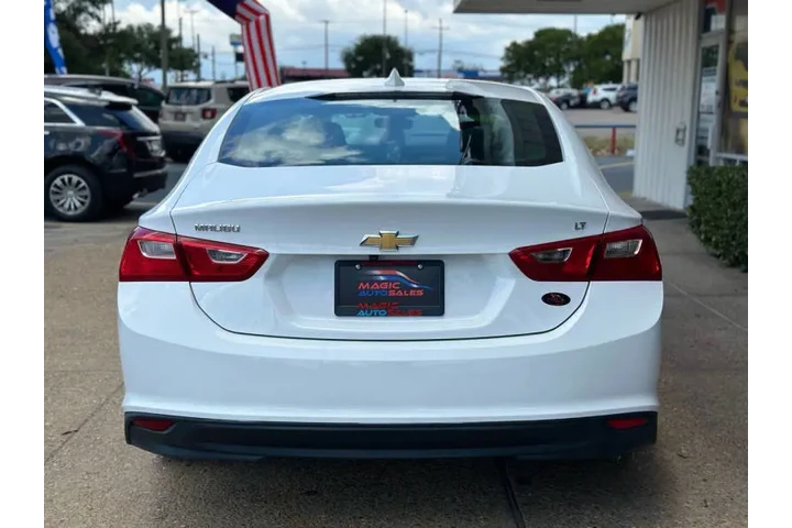 $11499 : 2018 Malibu LT image 8