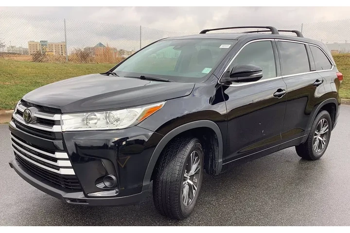 $13500 : 2018 Highlander LE image 2