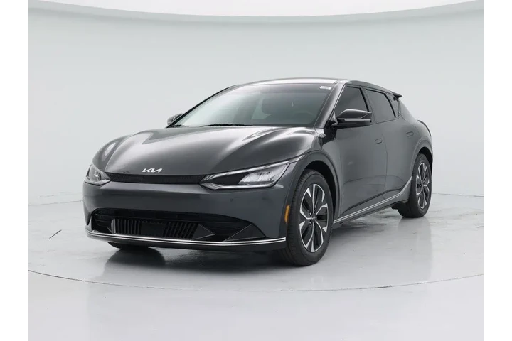 $29998 : Kia EV6 2023 Wind 4dr Crosso image 4