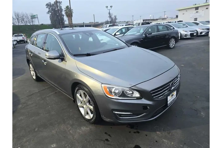 $9999 : 2016 V60 image 4