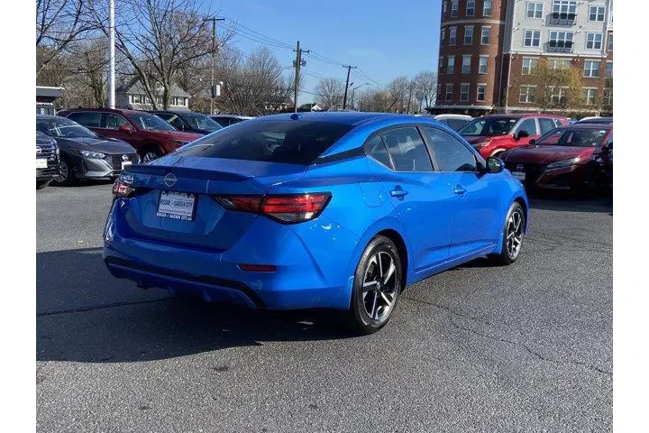 $18550 : Nissan Sentra 2025 SV 4dr Se image 4