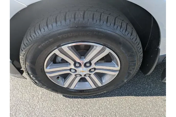 $13500 : Chevrolet Traverse 2017 LT 4 image 9