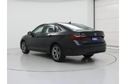 $22998 : Volkswagen Jetta 2024 SE 4dr thumbnail