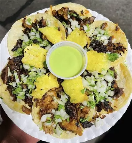 Tacos El Güero image 9