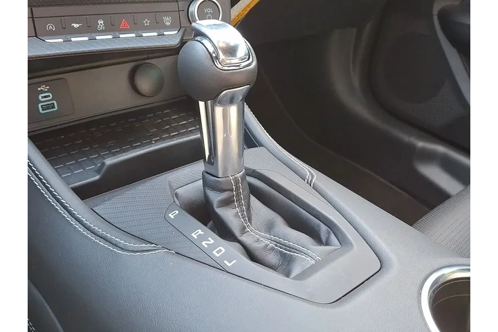 $35900 : Ford Mustang 2024 EcoBoost P image 10