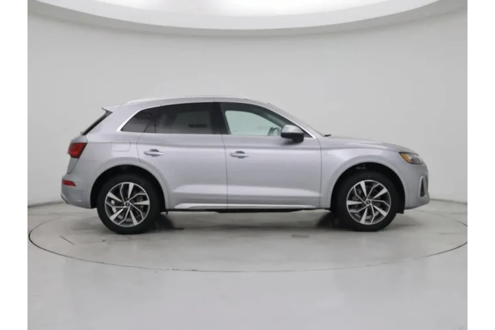 $27998 : Audi Q5 2022 AWD quattro S l image 7