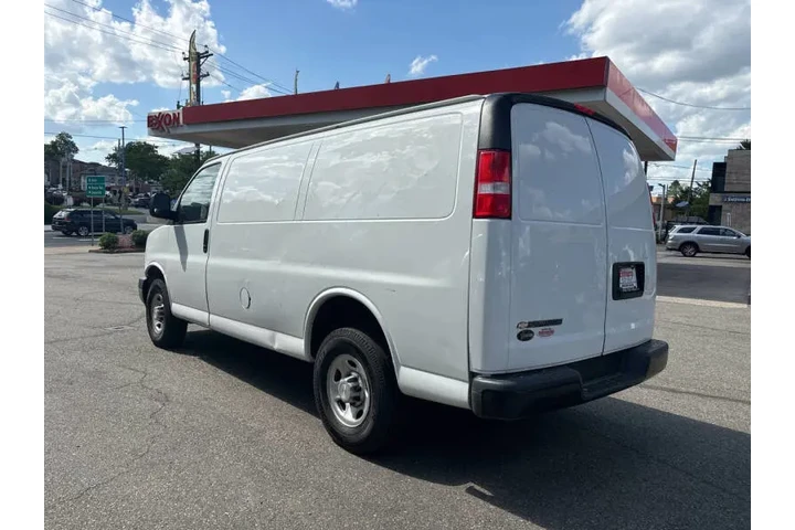 $23999 : 2021 Express 2500 image 5
