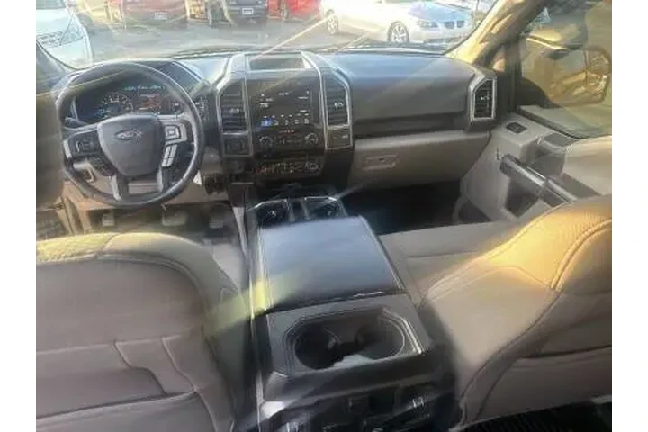 2017 F-150 XLT image 9