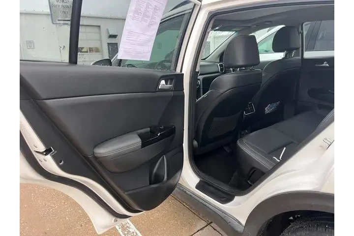 $21985 : Kia Sportage 2020 AWD EX 4dr image 7