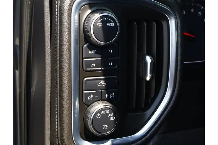 $32013 : Chevrolet Silverado 1500 202 image 5
