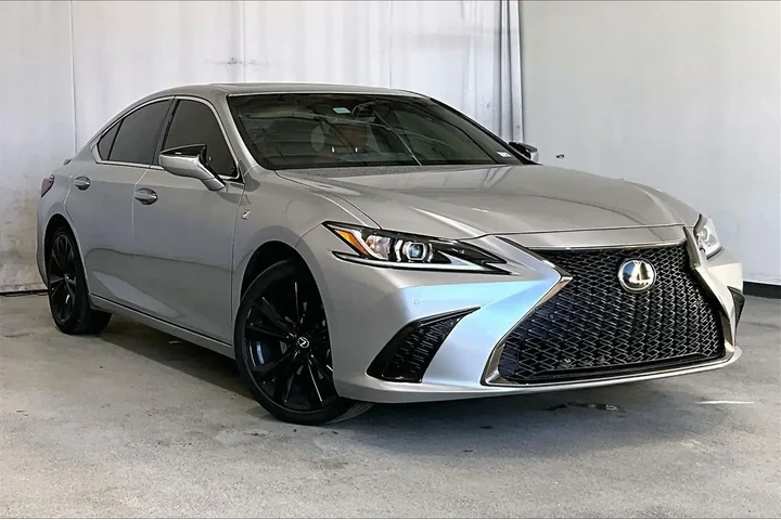 $33421 : Lexus ES 350 2022 F SPORT 4d image 1